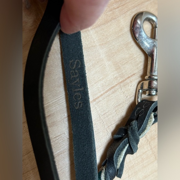 Leather dog leash, used - Picture 5 of 5